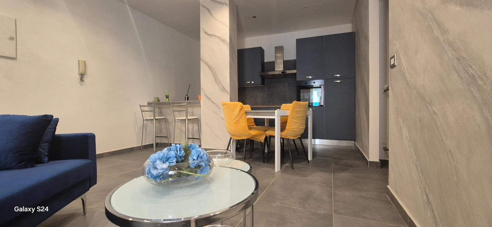 B & B Mali Salerno Bagian luar foto